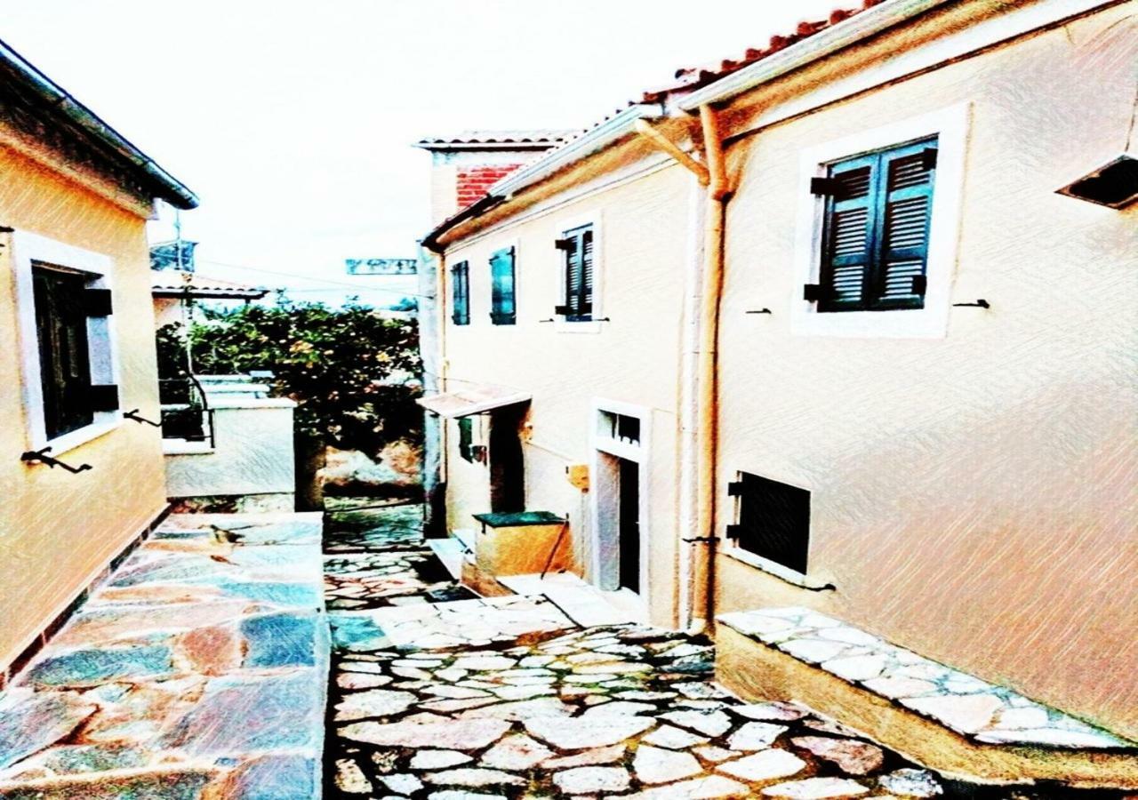 Country Traditional House In Corfu Village, Greece Sinarádes Exterior foto